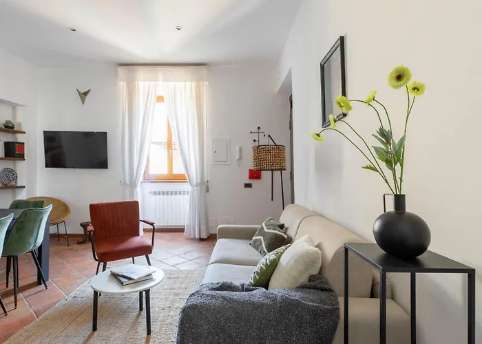 Iflat Pantheon\'S Roomy And Friendly Apartment